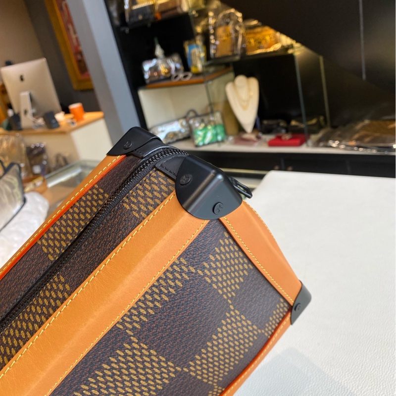 LV x nigo soft trunk 聯名 限量款 盒子包  尺寸約25x18x10-20