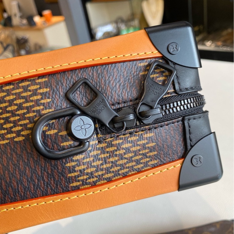 LV x nigo soft trunk 聯名 限量款 盒子包  尺寸約25x18x10-22