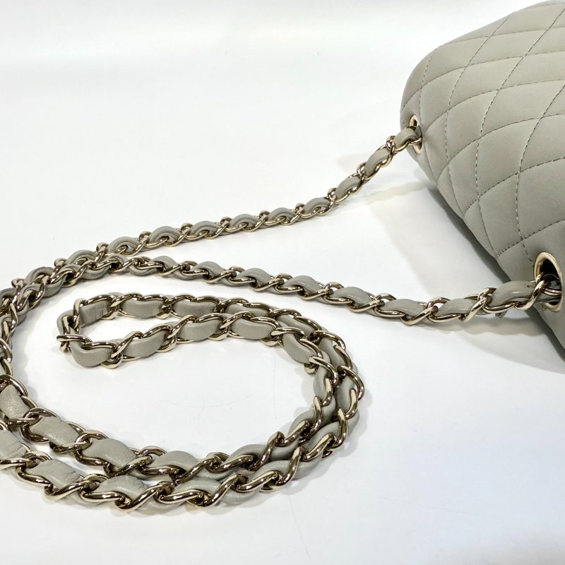 CHANEL鼠尾草灰羊皮菱格淡金釦方胖 A35200-9