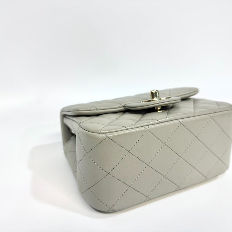 CHANEL鼠尾草灰羊皮菱格淡金釦方胖 A35200-10
