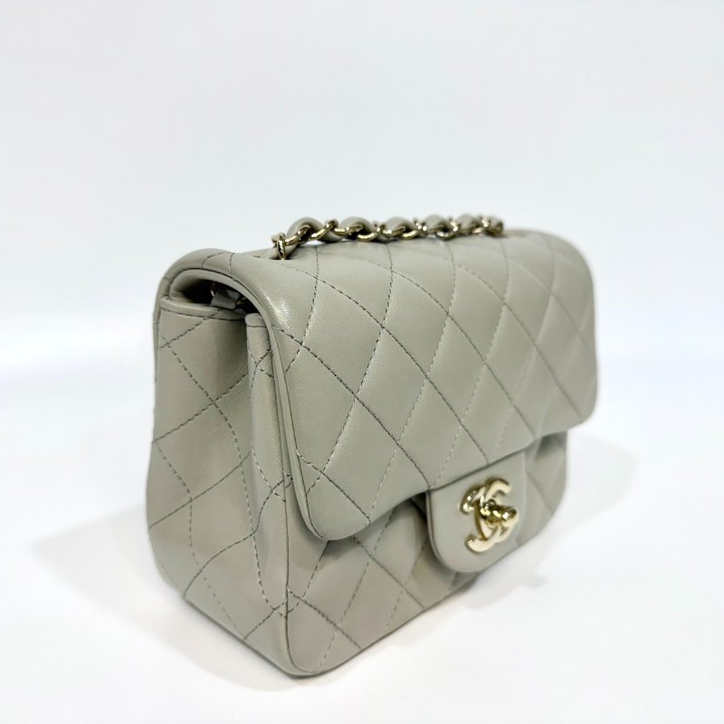CHANEL鼠尾草灰羊皮菱格淡金釦方胖 A35200-12