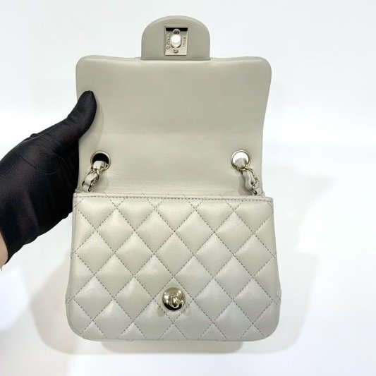 CHANEL鼠尾草灰羊皮菱格淡金釦方胖 A35200-16