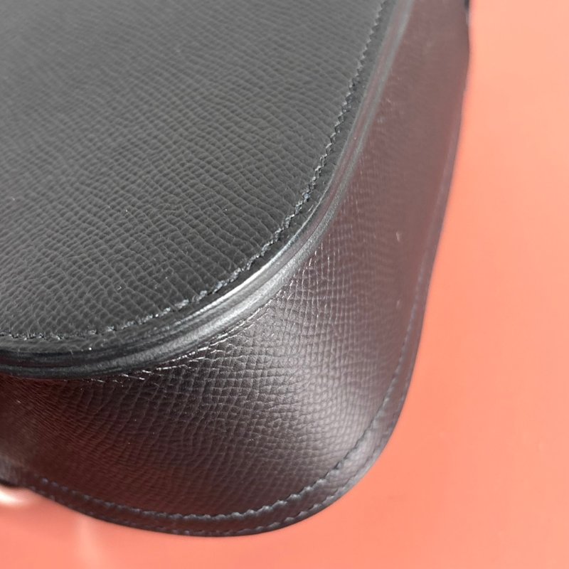 ::HERMES:: 愛馬仕 Della mini 18 屁股包 黑色皮革銀釦 斜背包-11