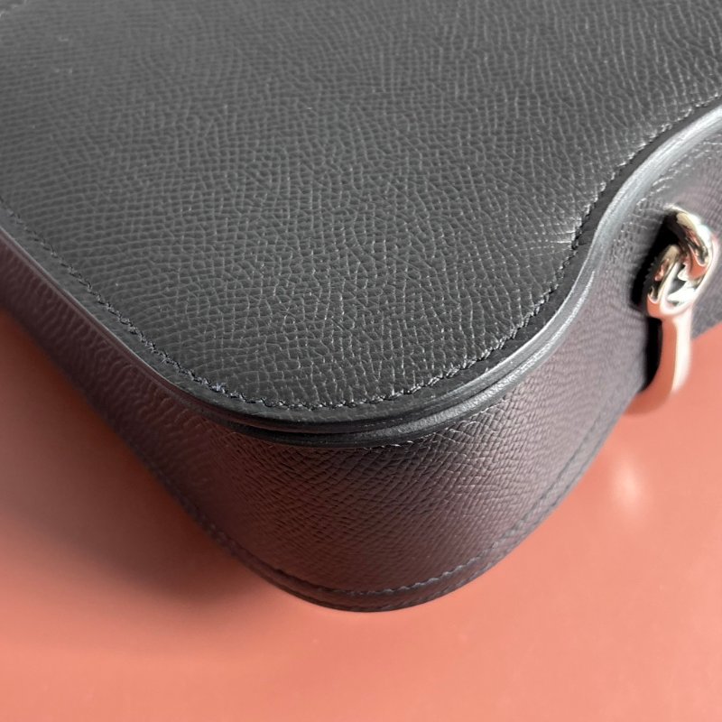 ::HERMES:: 愛馬仕 Della mini 18 屁股包 黑色皮革銀釦 斜背包-12