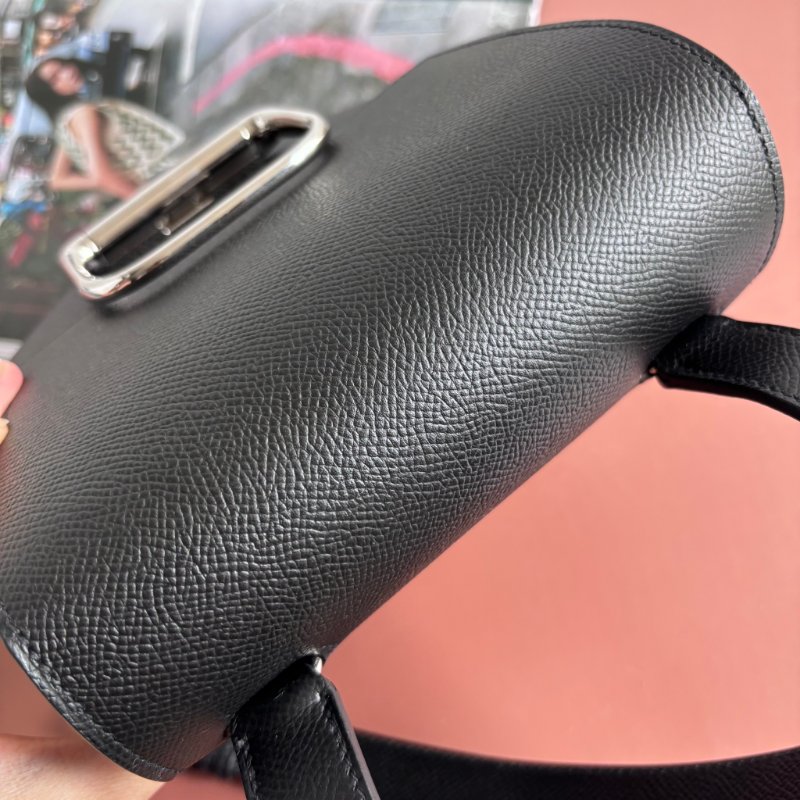 ::HERMES:: 愛馬仕 Della mini 18 屁股包 黑色皮革銀釦 斜背包-13