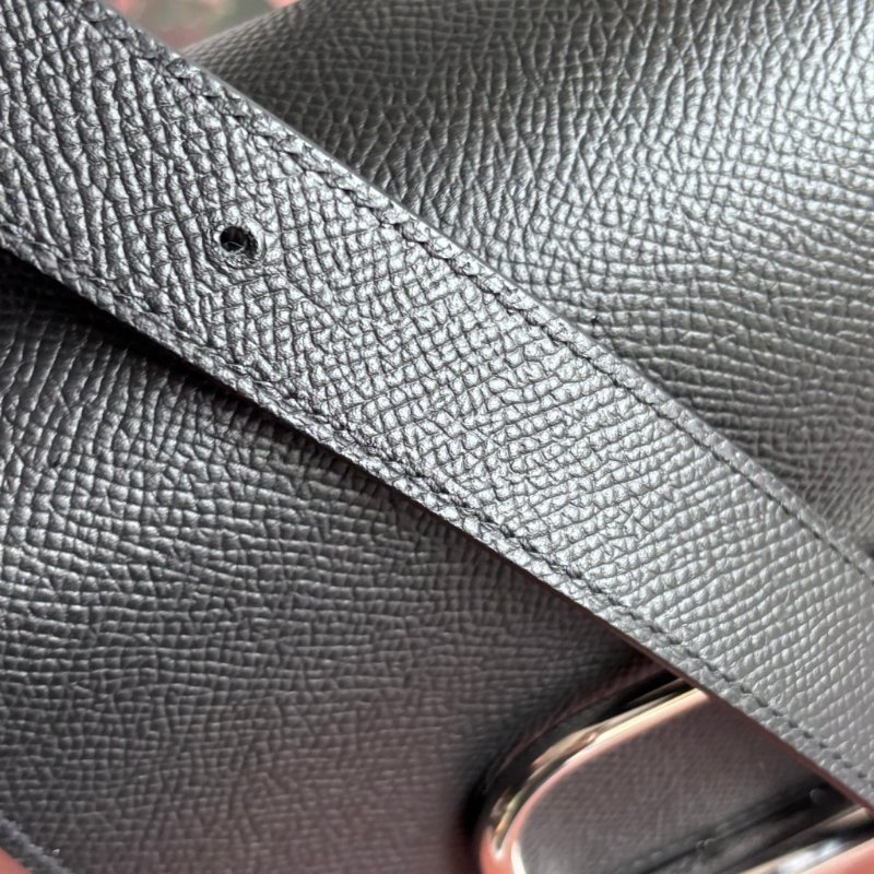 ::HERMES:: 愛馬仕 Della mini 18 屁股包 黑色皮革銀釦 斜背包-26