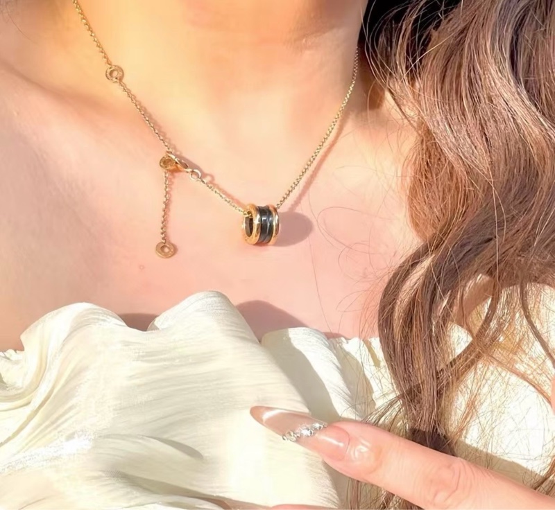 Bvlgari B.zero1系列18K玫瑰金➕黑陶瓷項鍊 彈簧項鍊-2