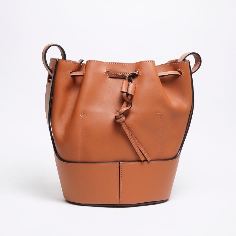 LOEWE 水桶包（水桶包）-1