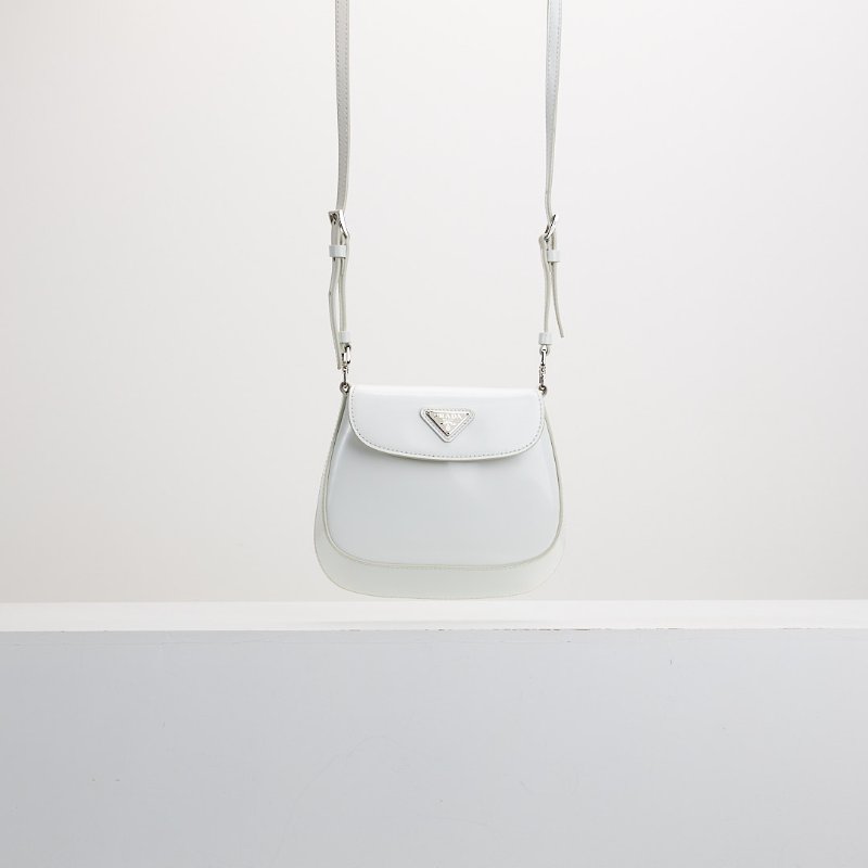二手Prada cleo mini 白色/亮面牛皮-0