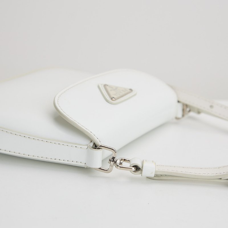 二手Prada cleo mini 白色/亮面牛皮-4
