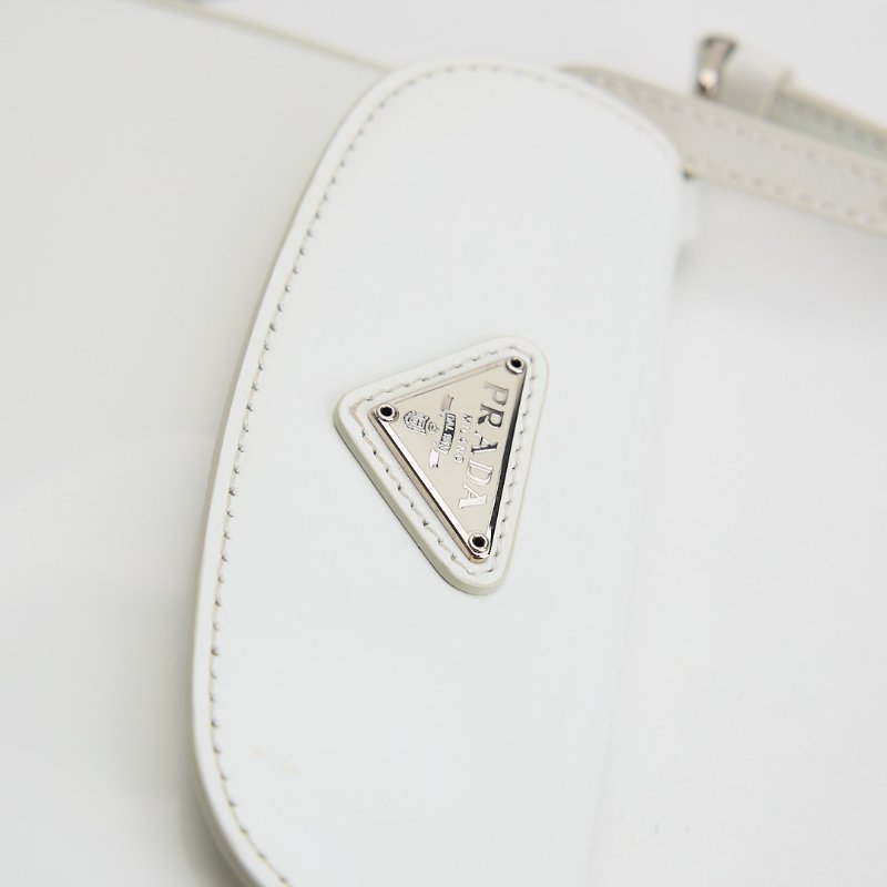 二手Prada cleo mini 白色/亮面牛皮-11