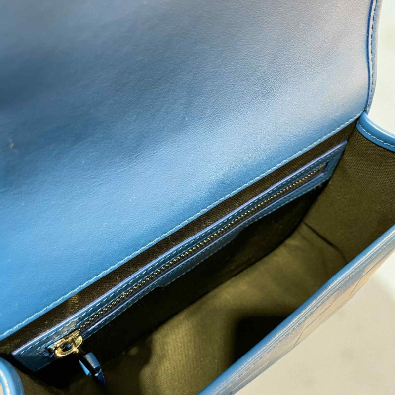 BURBERRY皮革方格紋翻蓋斜背包 淺藍色-4