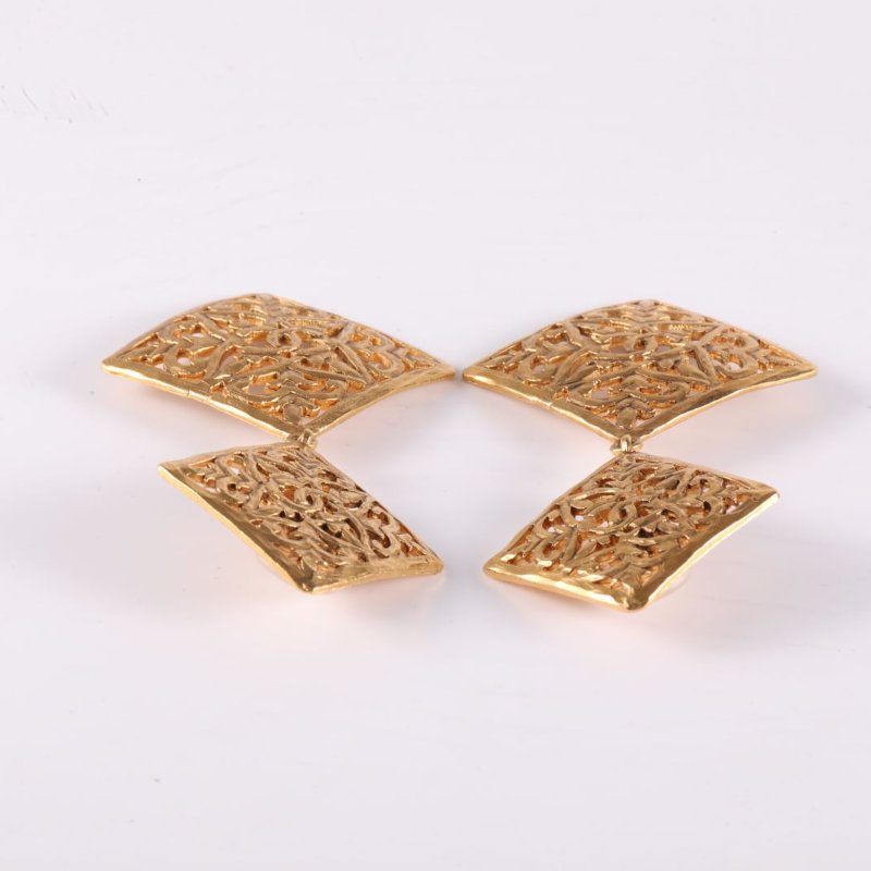CHANEL 合金中古菱形雕花耳夾耳環-2