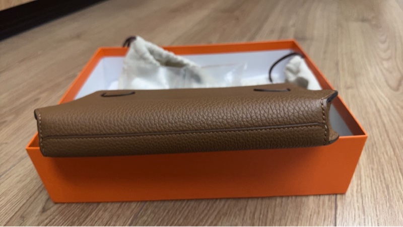 （年末降價衝評價檔期後回調288888） Hermes Kelly Depeches 銀釦 手拿包(大象灰)-9