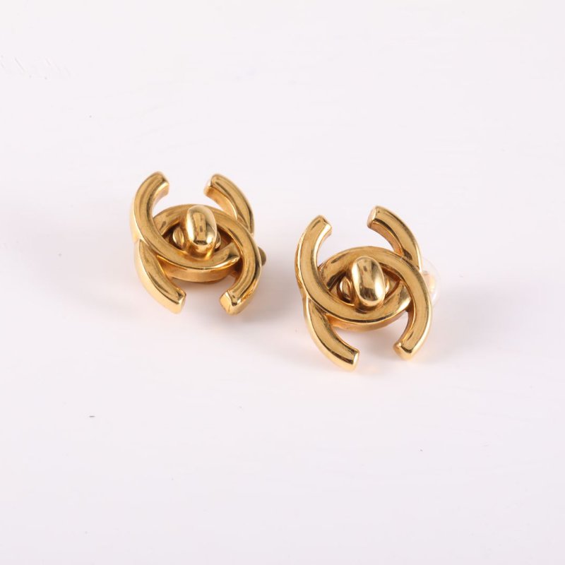CHANEL 合金中古雙C旋轉扣耳夾耳環-1
