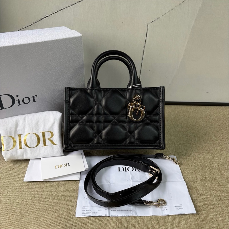 近新！帶票帶保卡！全套！送禮自用都可！Dior 迪奧 Booktote mini迷你橫版-0