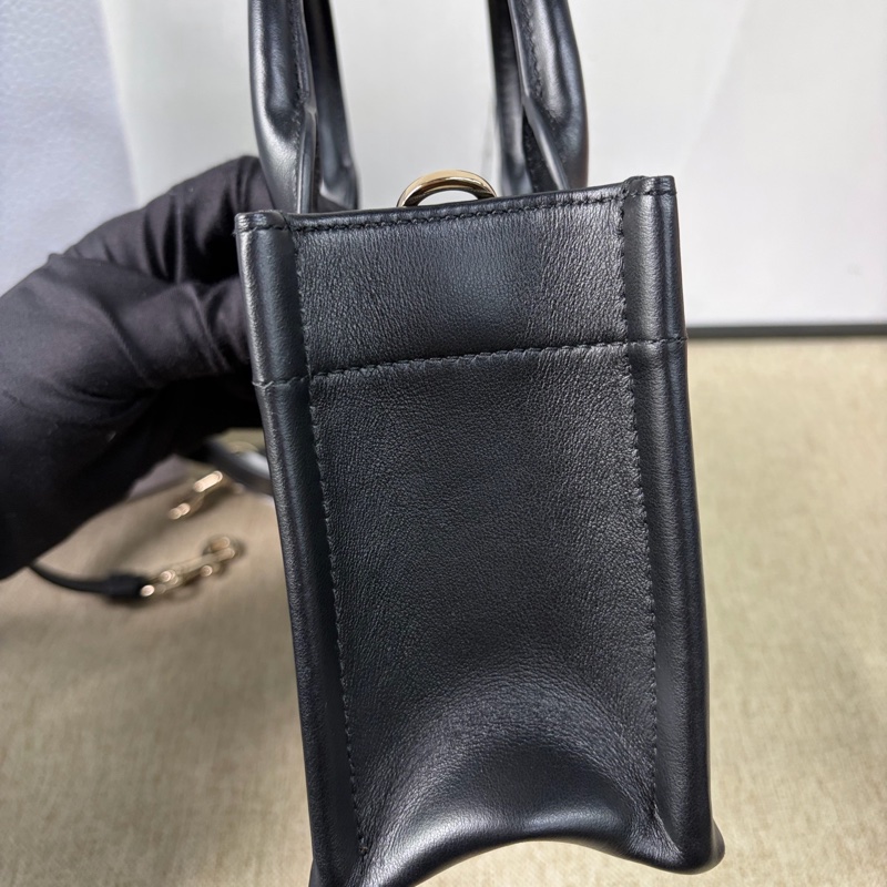 近新！帶票帶保卡！全套！送禮自用都可！Dior 迪奧 Booktote mini迷你橫版-5