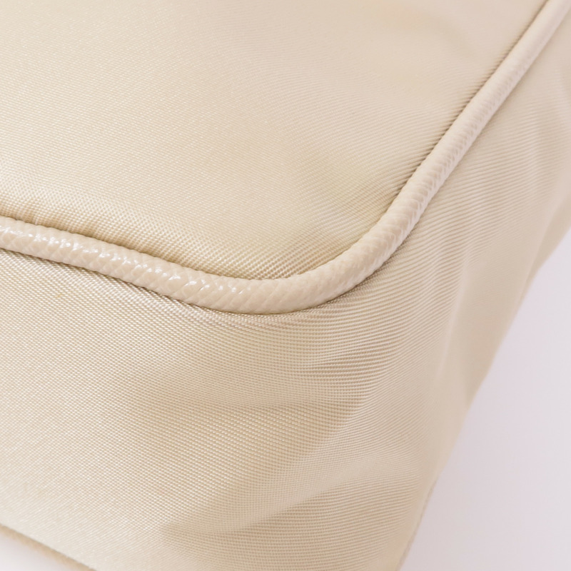 PRADA 尼龍Shoulder Bag銀扣肩背袋-12