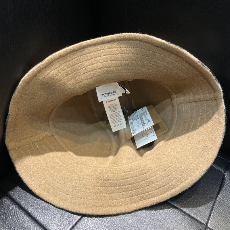 💎Han's house精品服飾💎BURBERRY TB 格紋 漁夫帽 帽子 100% 羊毛 雙面用 原價16500-5