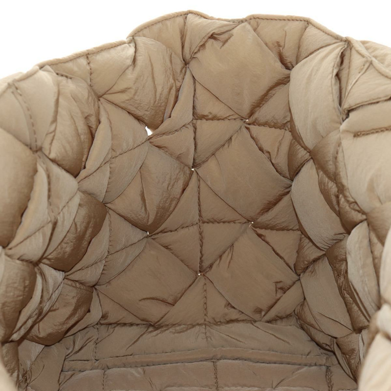 【日本直送】BOTTEGA VENETA 盒式襯墊 INTRECCIATO 包尼龍米色 670207 正品 sw1603M-18