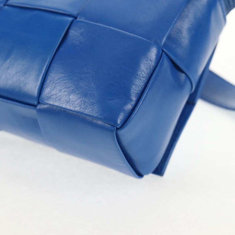 【日本直送】BOTTEGA VENETA MAXI INTRECCIATO 卡式肩背包皮革藍正品 146045V-16