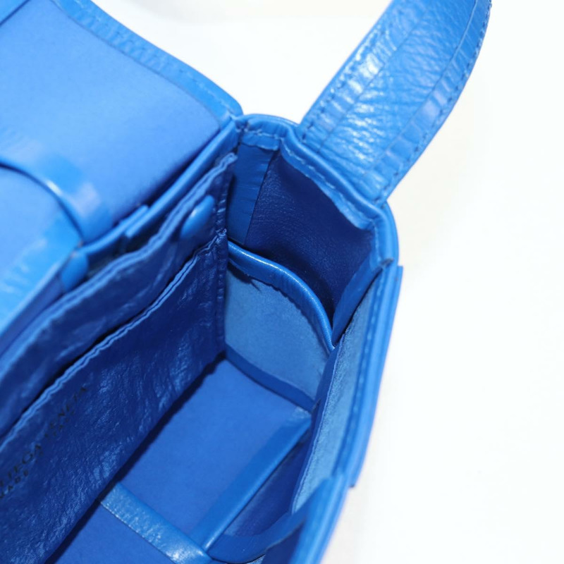 【日本直送】BOTTEGA VENETA MAXI INTRECCIATO 卡式肩背包皮革藍正品 146045V-19