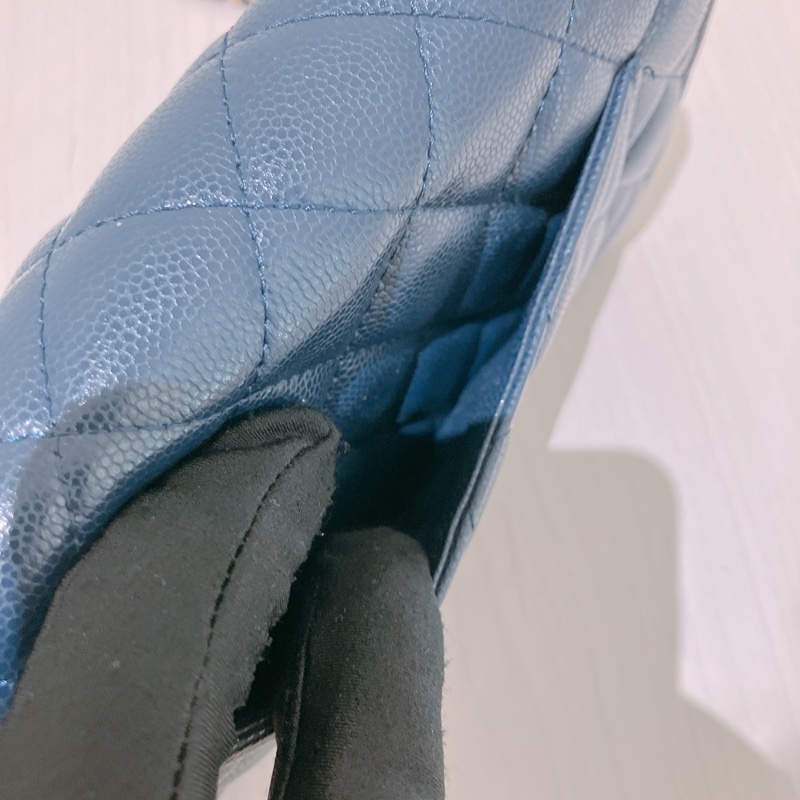 TK1867 CHANEL 香奈兒翻蓋式長銀包連金幣鏈帶包包22A TWIST YOUR BUTTONS CAVIAR WALLET ON CHAIN-10