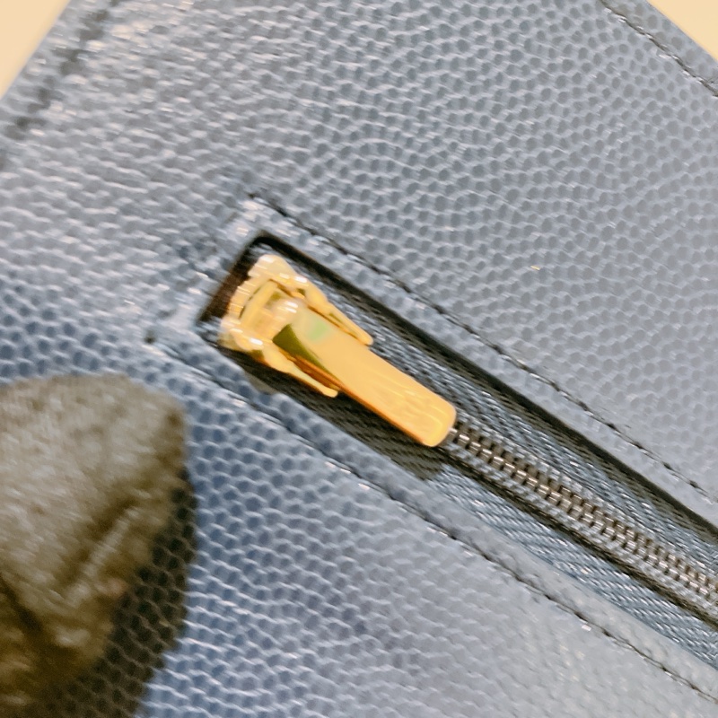 TK1867 CHANEL 香奈兒翻蓋式長銀包連金幣鏈帶包包22A TWIST YOUR BUTTONS CAVIAR WALLET ON CHAIN-21