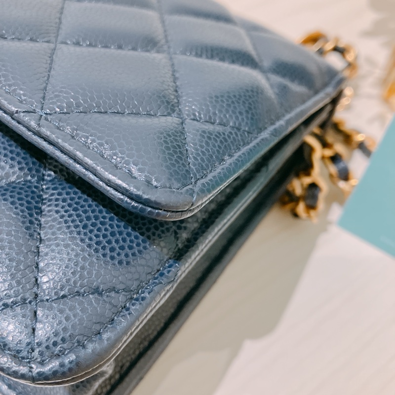 TK1867 CHANEL 香奈兒翻蓋式長銀包連金幣鏈帶包包22A TWIST YOUR BUTTONS CAVIAR WALLET ON CHAIN-33