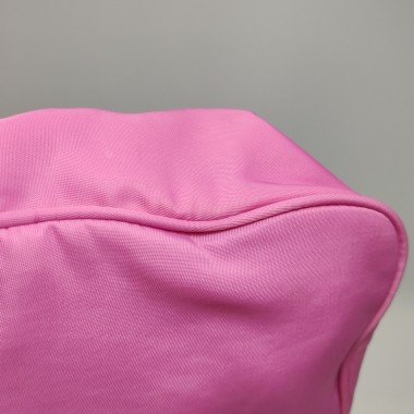 Prada 尼龍布純色三角徽標手提包-14