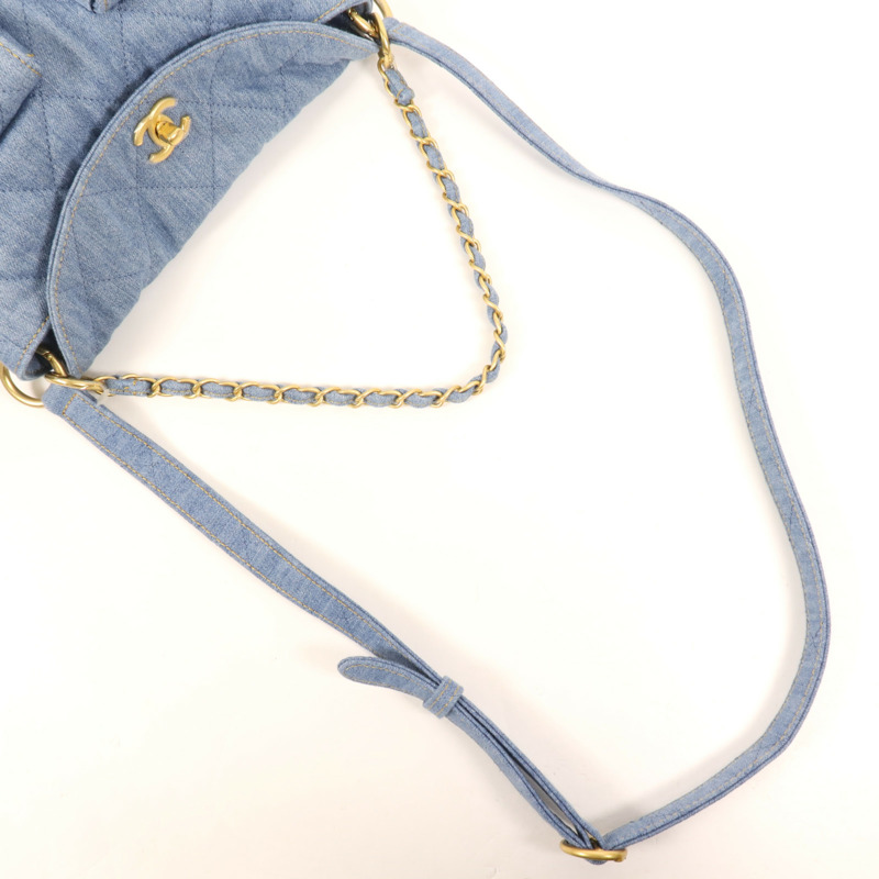 CHANEL 牛仔布Hobo Hand Bag金扣手挽肩背兩用袋-6