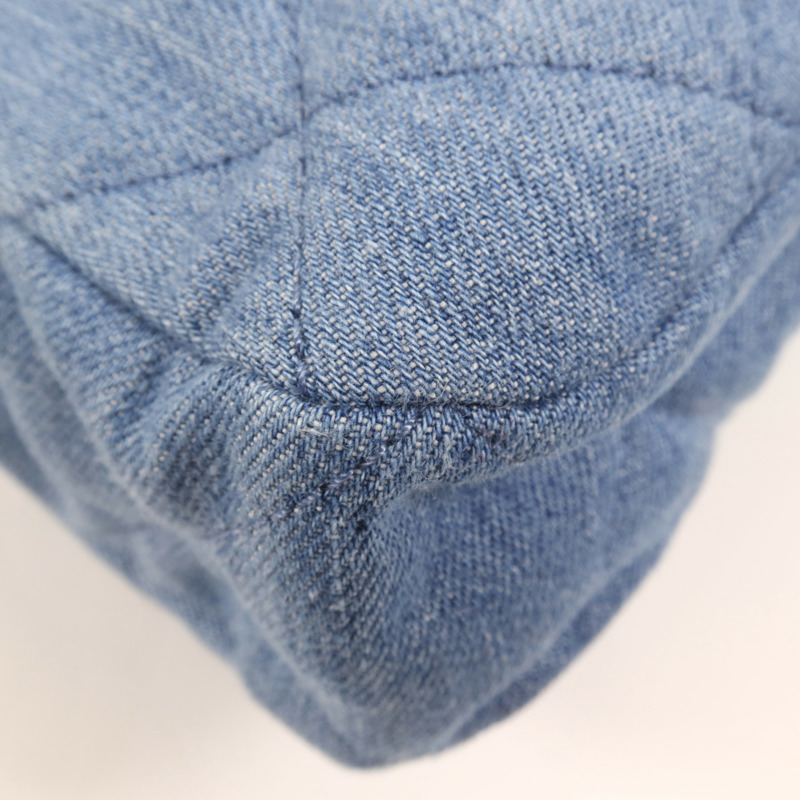 CHANEL 牛仔布Hobo Hand Bag金扣手挽肩背兩用袋-10