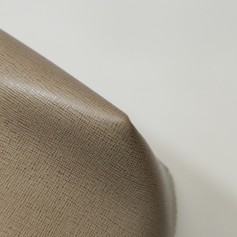 Fendi 牛皮拼色字母logo吊飾單肩包-16