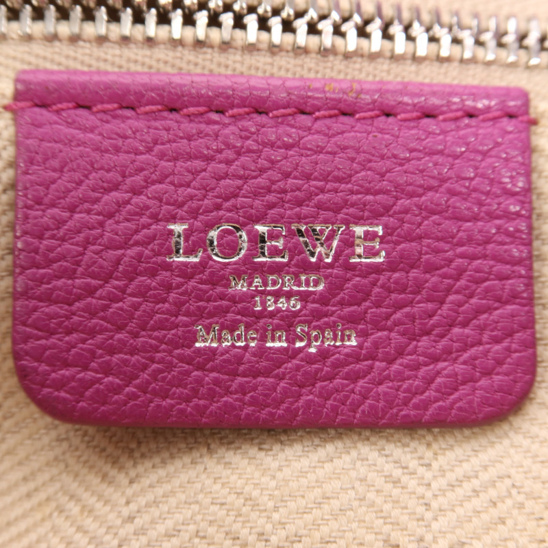 LOEWE 牛皮皮革Shoulder Bag銀扣肩背袋-10