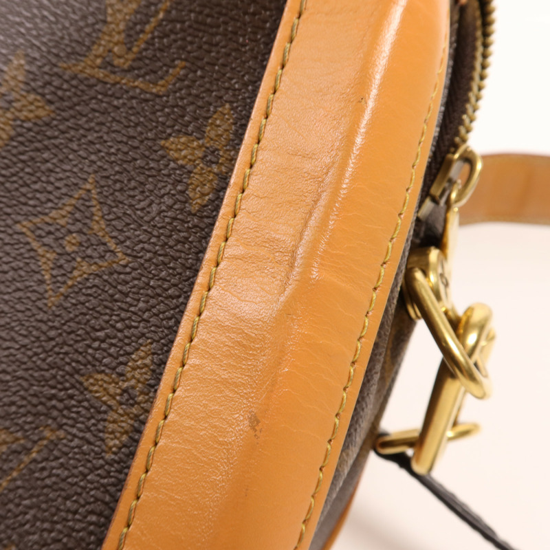LOUIS VUITTON Monogram Soft Trunk金扣肩背袋-14