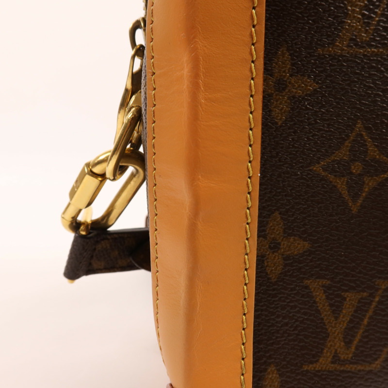 LOUIS VUITTON Monogram Soft Trunk金扣肩背袋-17
