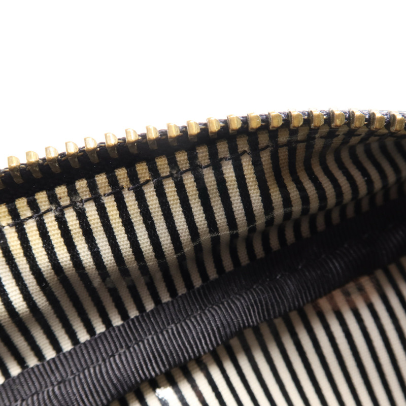 MARC BY MARC JACOBS 塗層帆布Pouch金扣手拿包-11