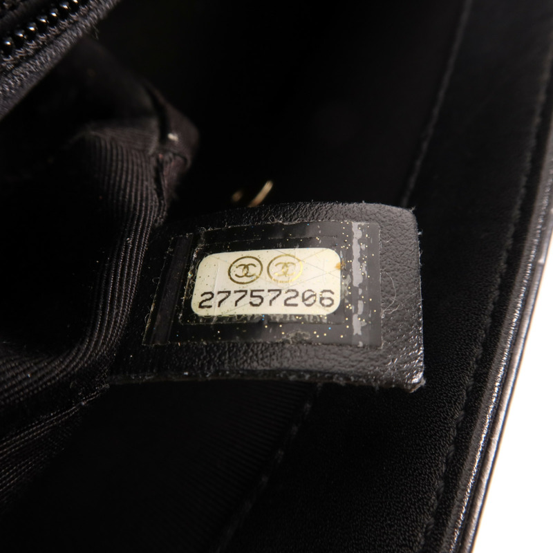 CHANEL 牛皮皮革Chain Shoulder金扣鏈帶肩背袋-6