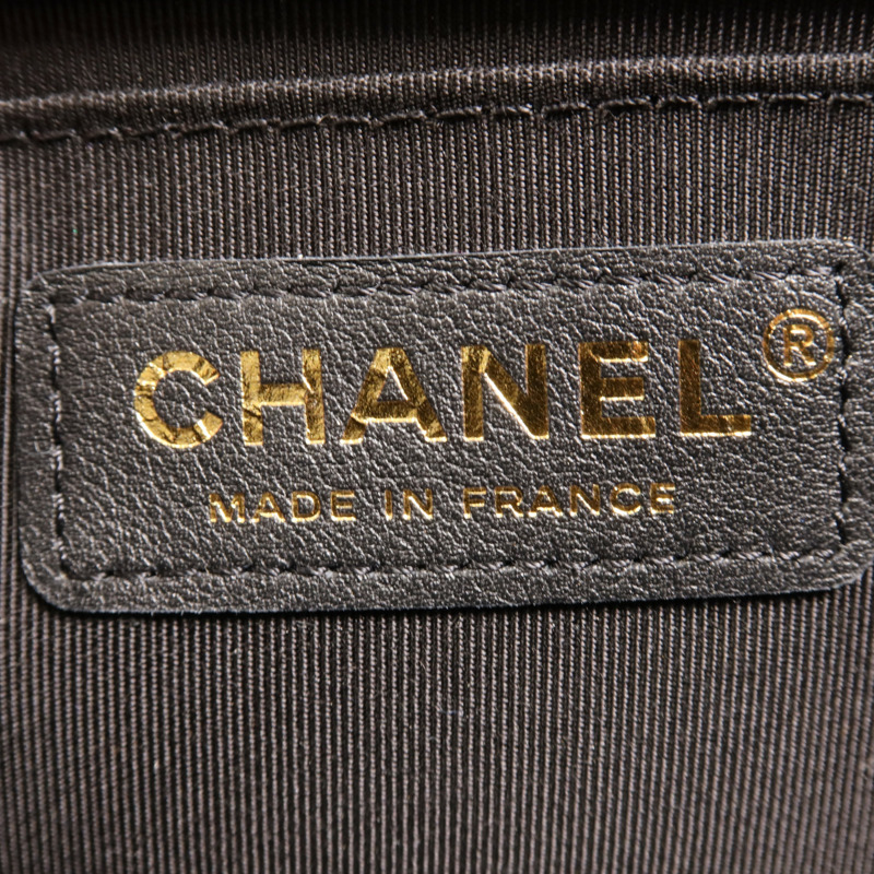 CHANEL 羊皮皮革Boy 25金扣肩背袋-10