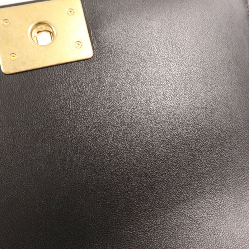 CHANEL 羊皮皮革Boy 25金扣肩背袋-13