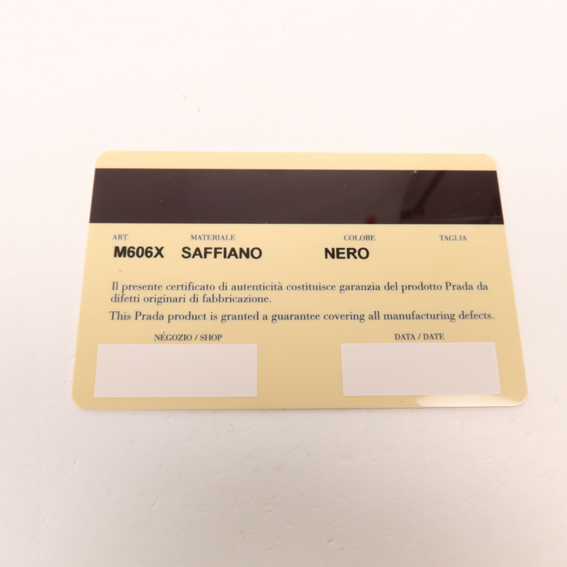 PRADA 牛皮皮革Zipped Wallet銀扣錢包-9