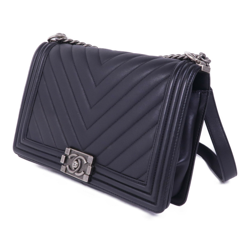 CHANEL 羊皮皮革Boy 28銀扣鏈帶肩背袋-2