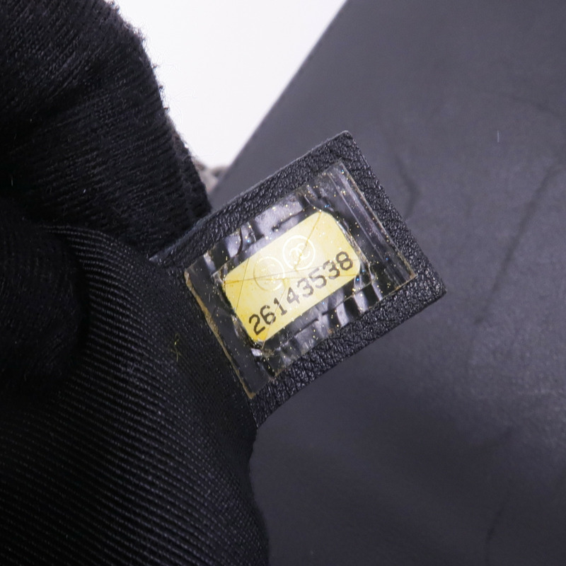 CHANEL 羊皮皮革Boy 28銀扣鏈帶肩背袋-6