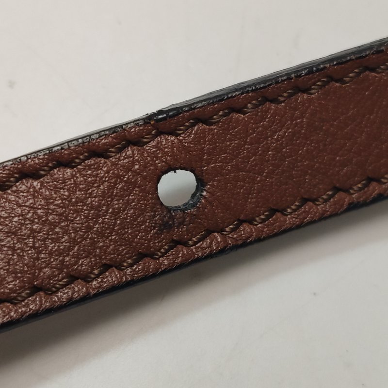 Burberry 牛皮棕色绗縫拉鍊肩背包-23