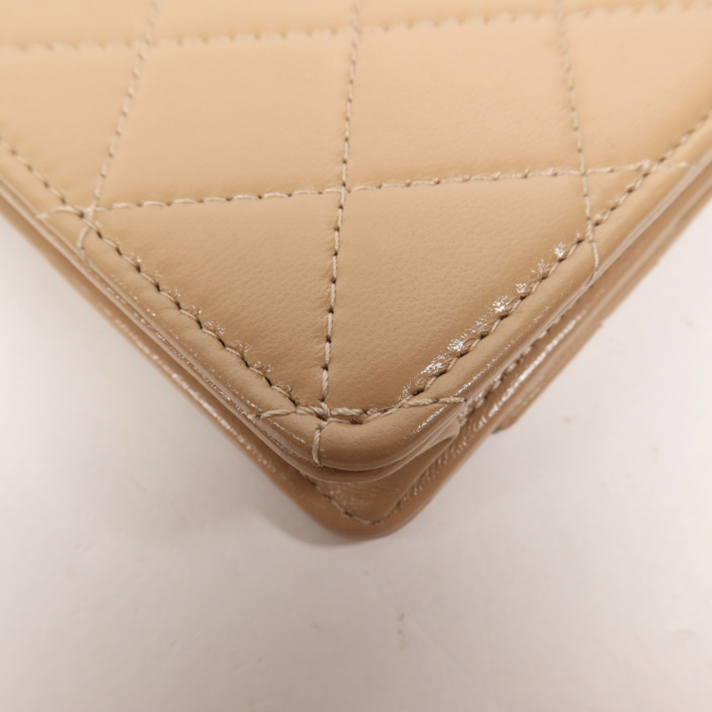 CHANEL 牛皮皮革Wallet Card Holder金扣錢包-10