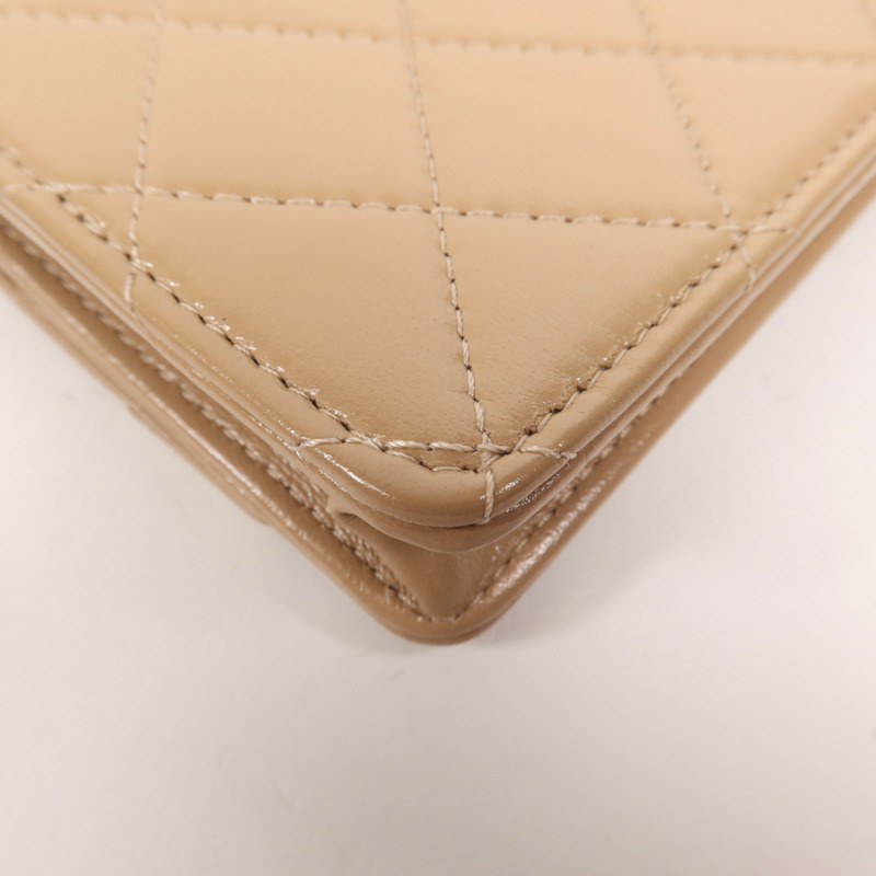 CHANEL 牛皮皮革Wallet Card Holder金扣錢包-11