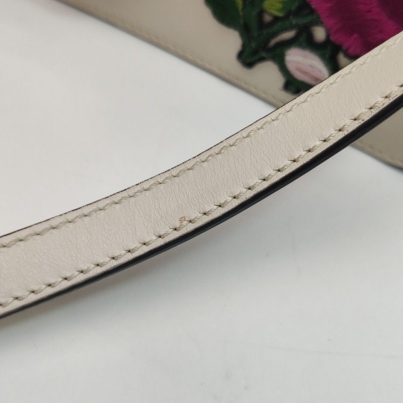 Gucci Sylvie 塞爾維亞迷你牛皮帆布花卉刺繡金屬扣織帶斜挎包單肩包-9