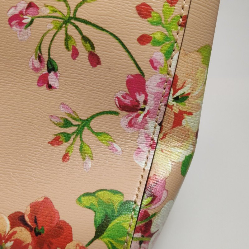 Gucci Bamboo Shopper牛皮花卉圖案字母logo竹節手柄斜挎包-17