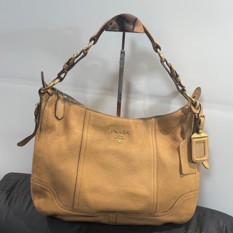 Prada 奶茶色牛皮 hobo 肩背包-1