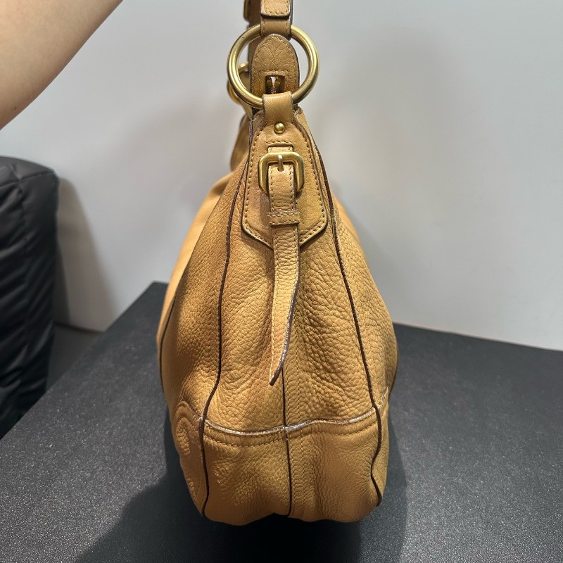 Prada 奶茶色牛皮 hobo 肩背包-3